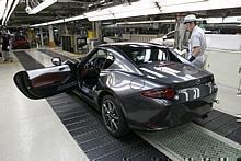 Produktion des MX-5 RF.  Foto: Mazda